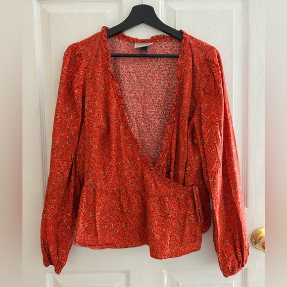 Universal Thread Red/Orange Floral Wrap shirt Size Large - Picture 1 of 8